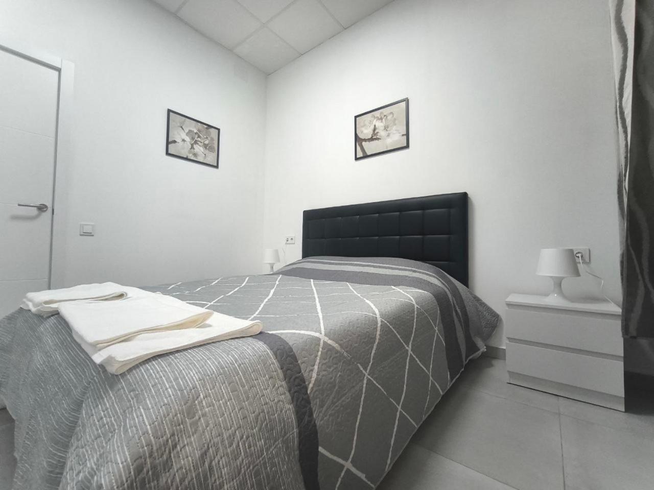 Apartamentos Sant Roc Βαλένθια Εξωτερικό φωτογραφία